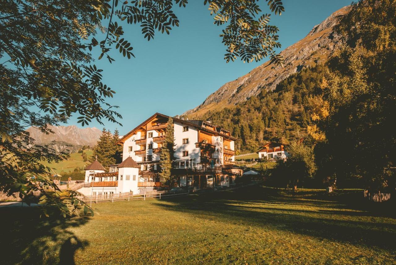 Familienhotel Replerhof Mit Kinderbetreuung Prägraten エクステリア 写真